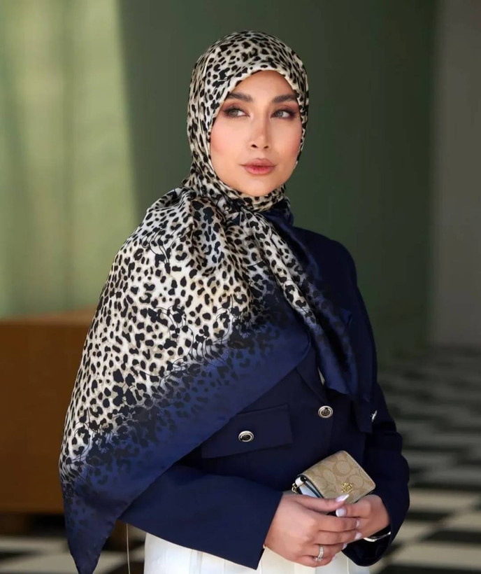 روسری ابریشم توییل