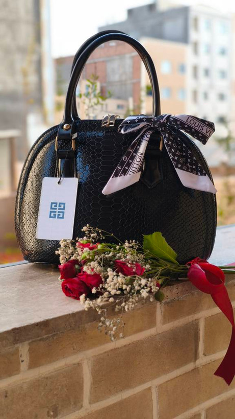 کیف مجلسی لویی ویتون (چرم پوست ماری)